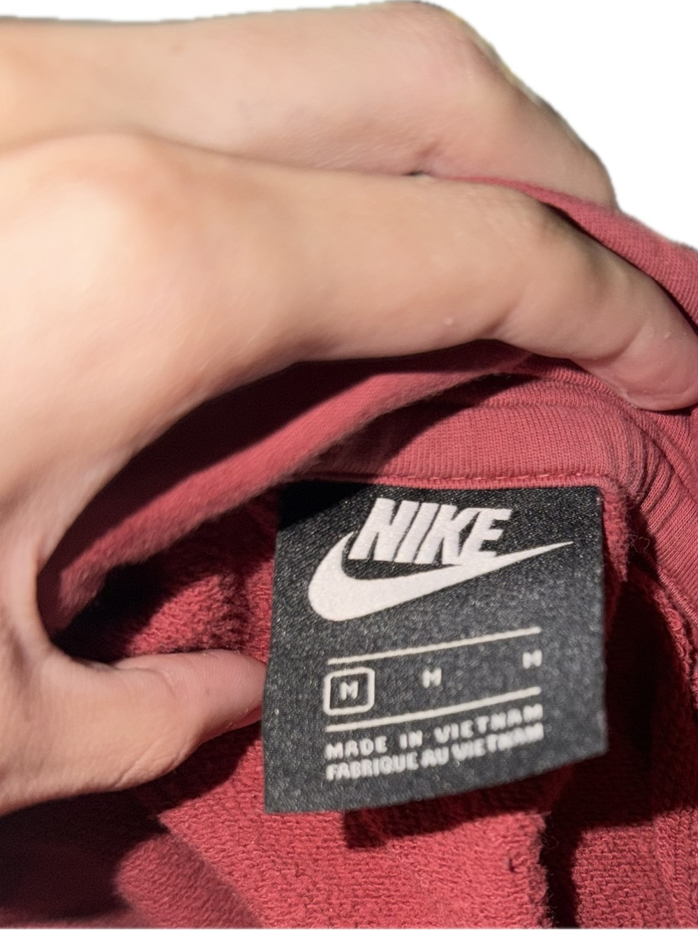Nike Maroon Pullover Sweatshirt with White Logo Tag - Picture 2 of 5